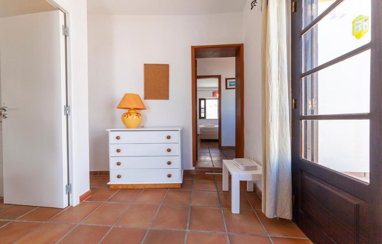 J - Casa Do Farol Guesthouse 拉哥斯 外观 照片