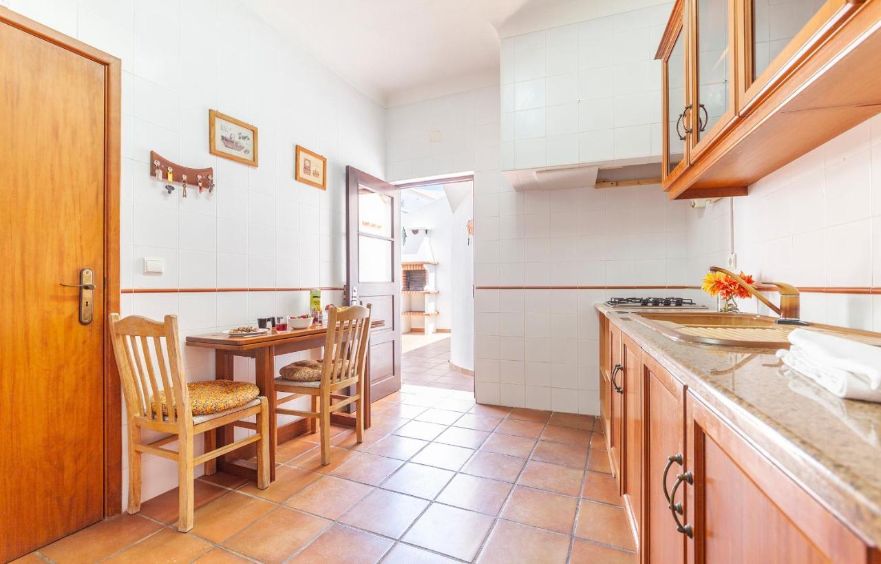 J - Casa Do Farol Guesthouse 拉哥斯 外观 照片