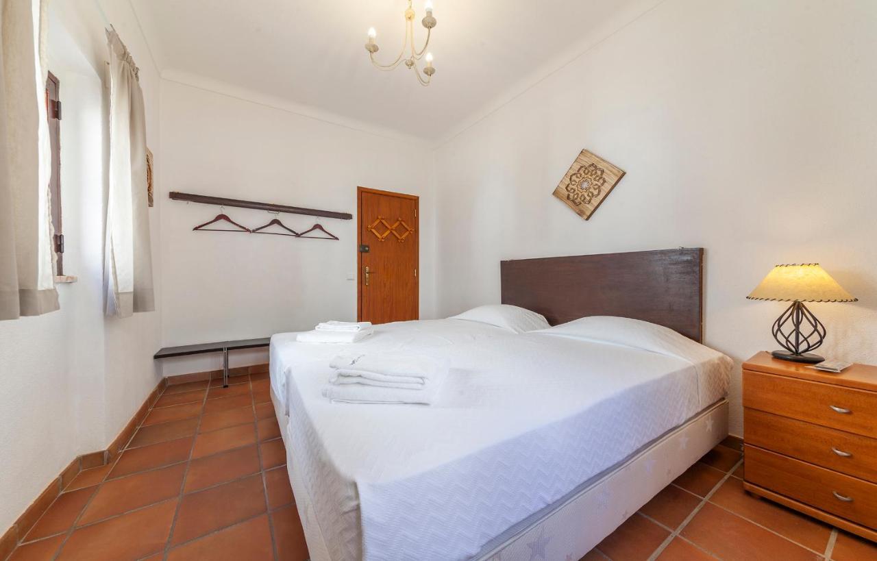 J - Casa Do Farol Guesthouse 拉哥斯 外观 照片